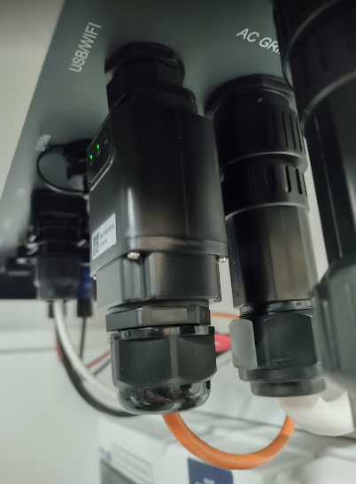 Image of installed LSE-3 LAN Stick Logger